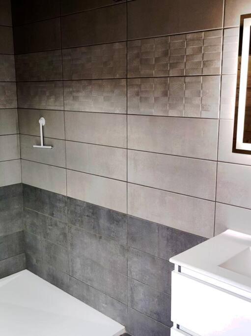 Gite Papillon 6 A14 Personnes - Jacuzzi جوراردُميه المظهر الخارجي الصورة